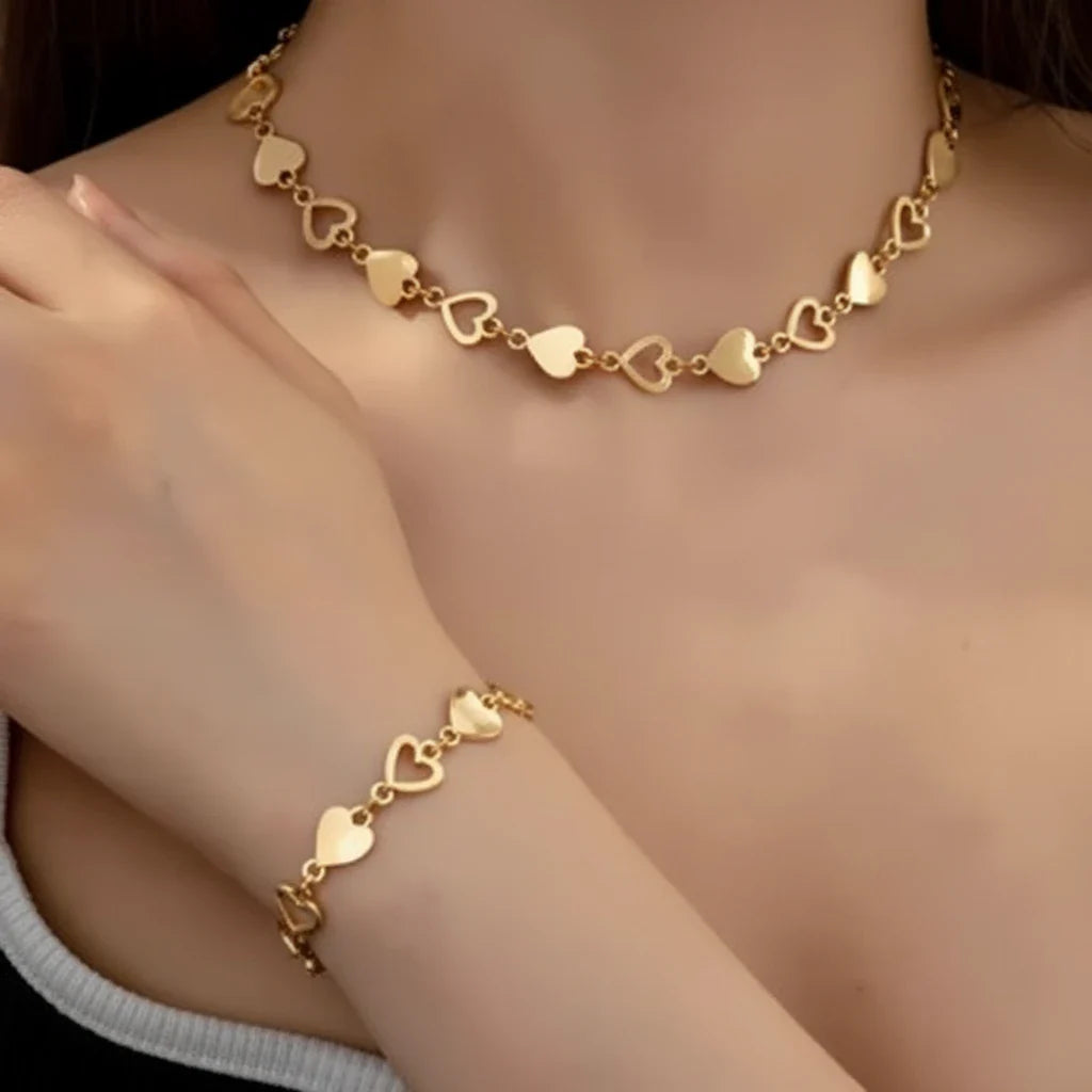Necklaces & Chains
