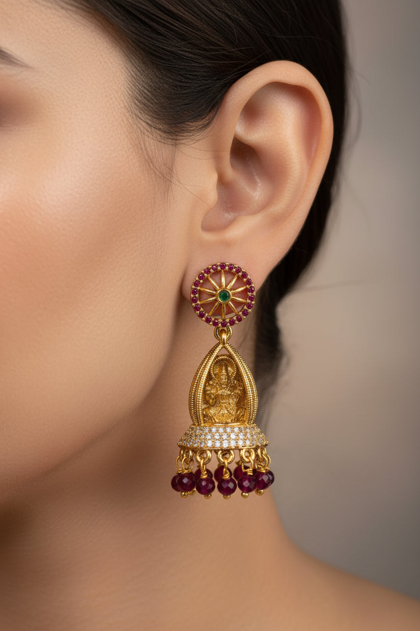 Gold earrings 