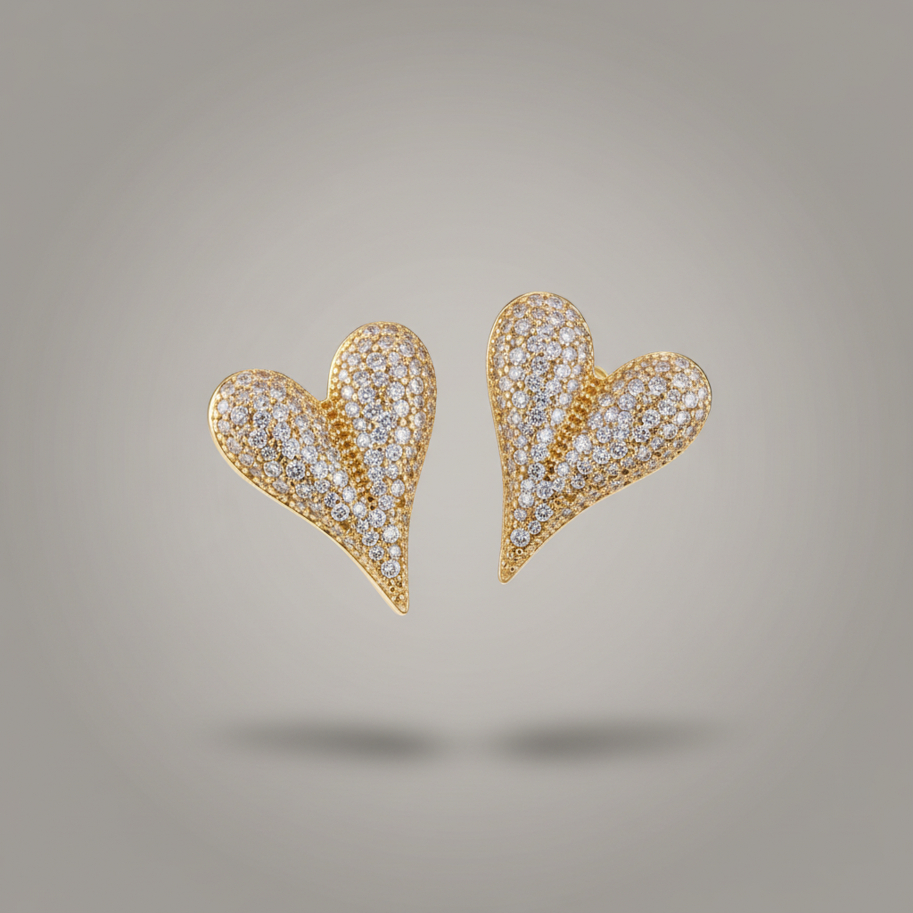 Inlaid White Zircon Pointed Heart-Shaped White Zircon Light Gold